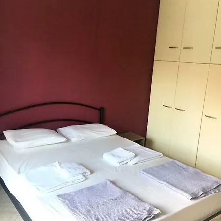 Apartment 100 Sqm 50m From The Beach - Neoi Epivates